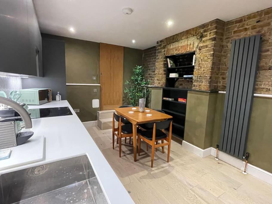 Exposed Brick Flat Finsbury Park Appartement Londen Buitenkant foto